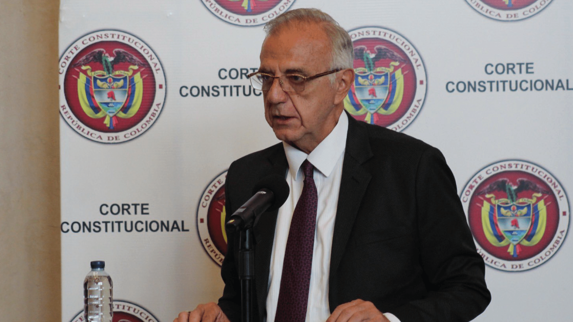 Ministro Defensa Renuncia