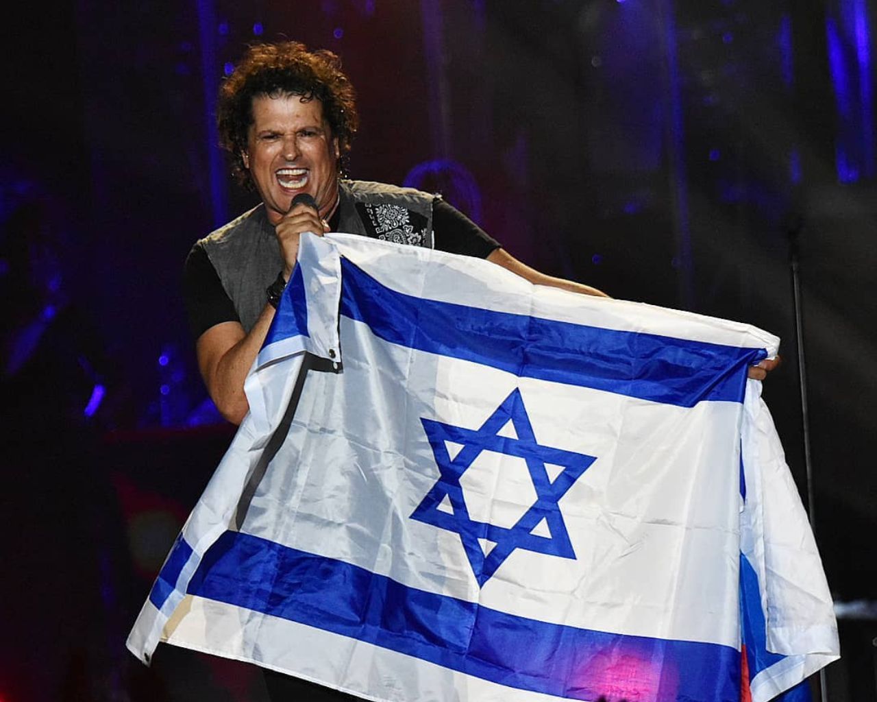 Carlos Vives, cantante