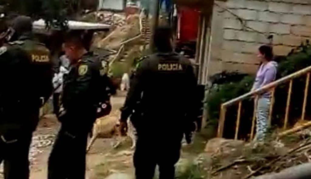 Medellín-Comuna-13-Policía