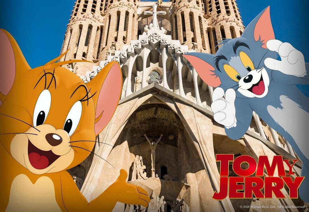 Tom y Jerry frente a la Sagrada Familia en Barcelona