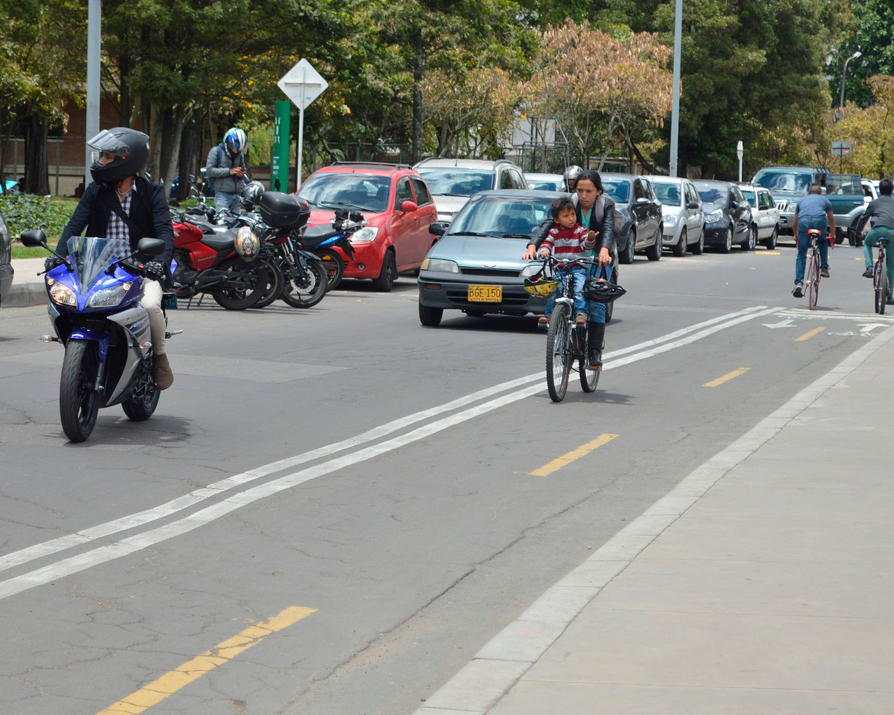 Ciclistas Bogota - Imagen de referencia