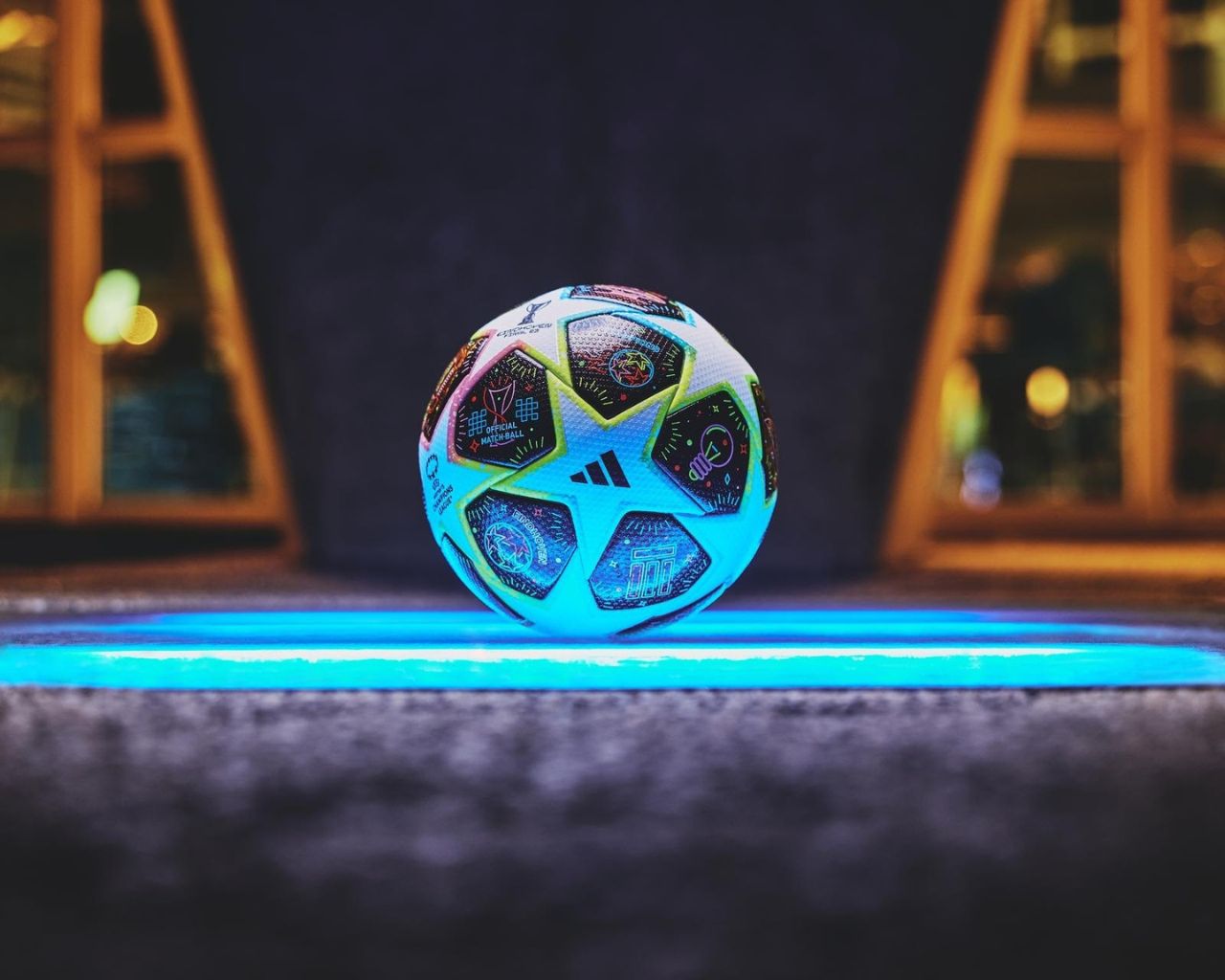 munición espejo Precipicio Conozca el nuevo balón de la Champions League femenina