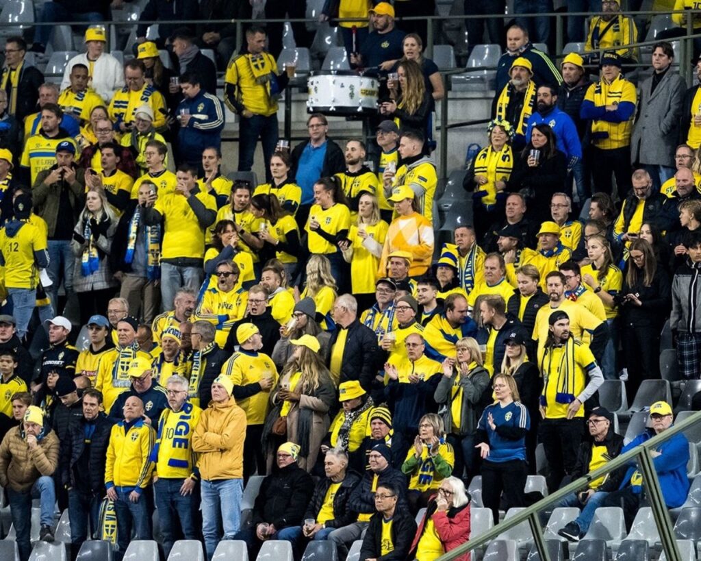 Hinchas de Suecia en Eurocopa