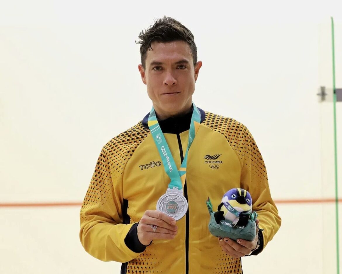 Miguel Ángel Rodríguez, deportista de squash