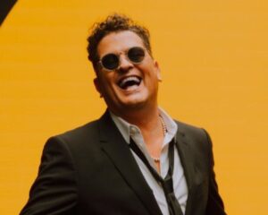 Carlos Vives, artista